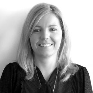 Lyndsay Kealy